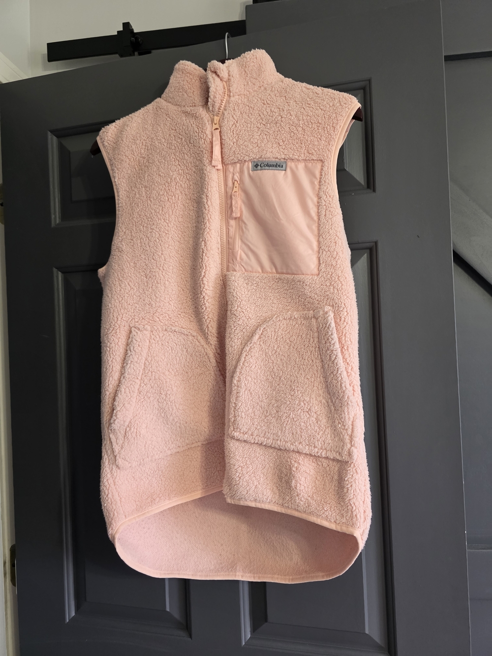 Columbia Women's Blush Pink Sherpa Zip Vest